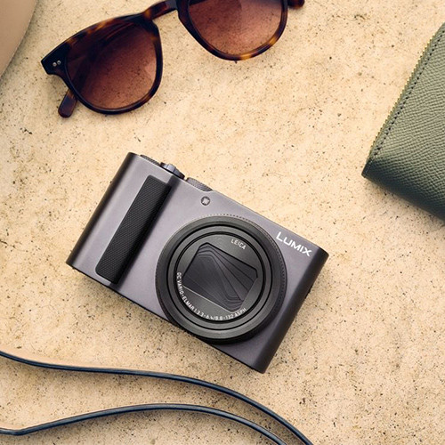 卡片机回暖，松下发布1英寸大底旅游机ZS300却砍了EVF