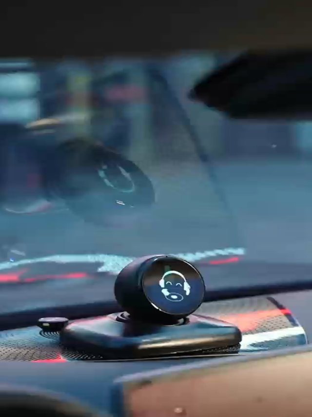 会跳舞的车载机器人，治愈开车日常