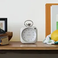 ⏰ 待机 24 小时，售价 2500 的时钟