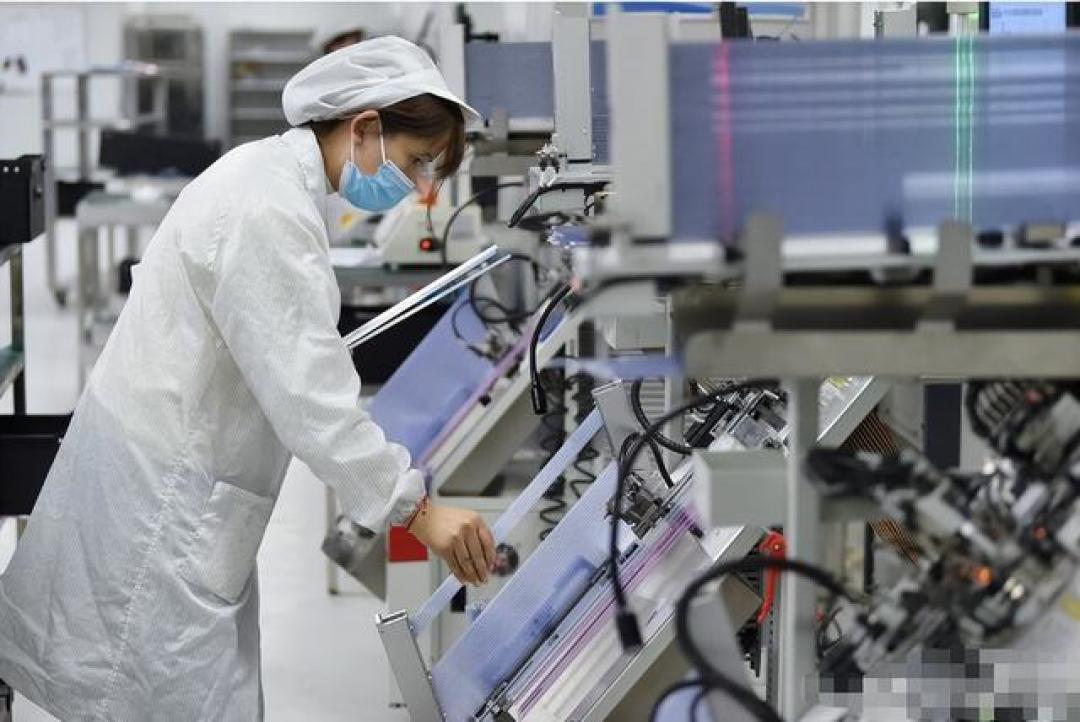 芯片出口额暴增72%!中国正从“组装厂”变身“核心供应商”