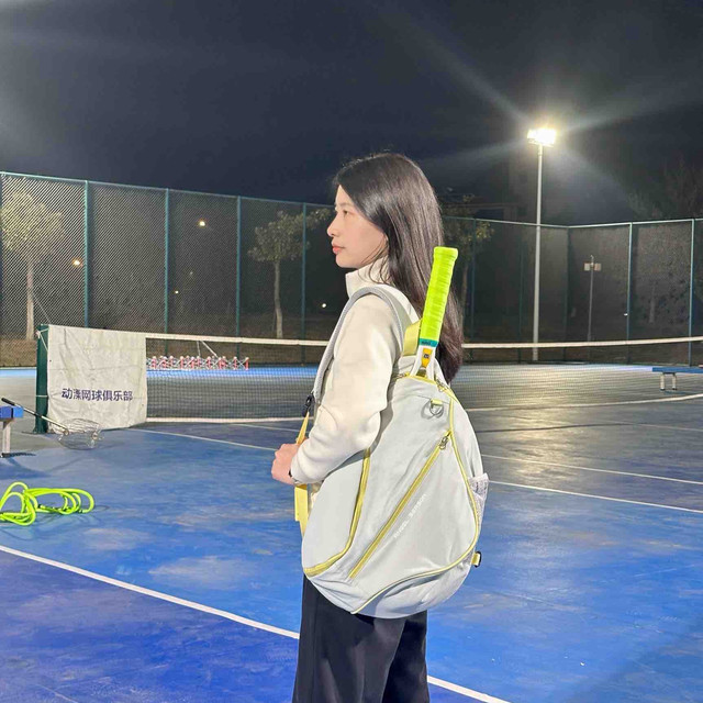 第一次上场，穿对了才能爱上网球