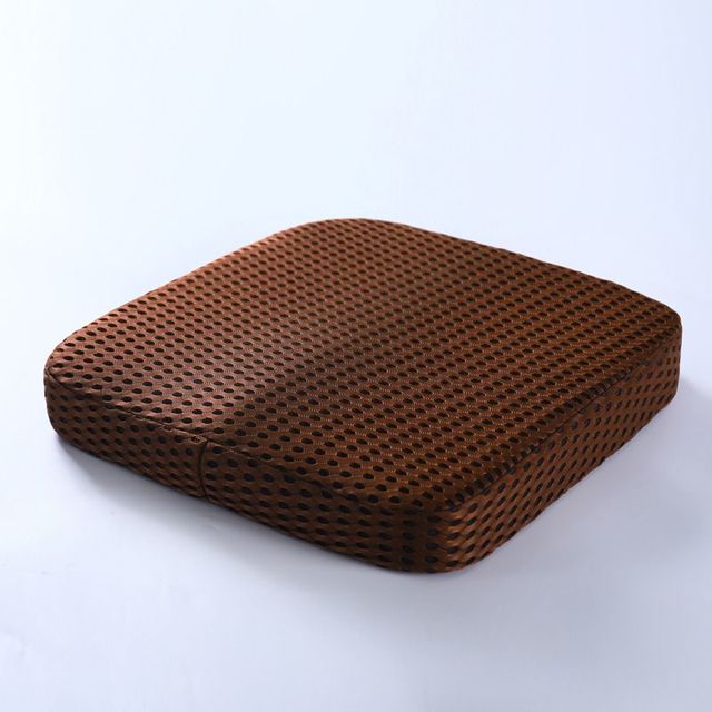 4D 网格卡其色记忆棉坐垫，透气护臀办公车载复古百搭新宠✨