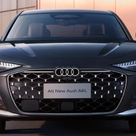 狂降10.5万，32.3万起预售！奥迪A6L掀桌子：3.0T V6+华为智驾