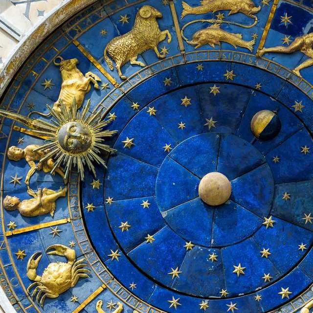 『NAS』在飞牛部署一个到期提醒工具-RenewHelper