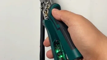 拓森升级充电款#多功能电工钳 合金钢材质 绝缘包胶手柄 功能齐全 方便还使用#多功能剥线钳推荐#电工剥线钳#高性能实用工具