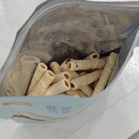 办公室续命零食｜东方甄选椰子卷，一口酥到心坎里