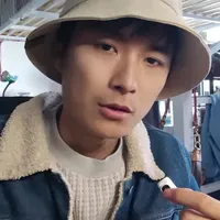 关于索尼A7M5我有话要说，M4用户非特殊情况不必要升级的一台设备。没有相机的新手也没有非常大必要去购买的设备。性能发烧友，会跳过的设备。。刚入门的干活兄弟们无脑入的设备！！用来干10年没一点问题！其他品牌相机可以换门的理由！#摄影器材 #摄影技巧 #摄影知识 #a7m5