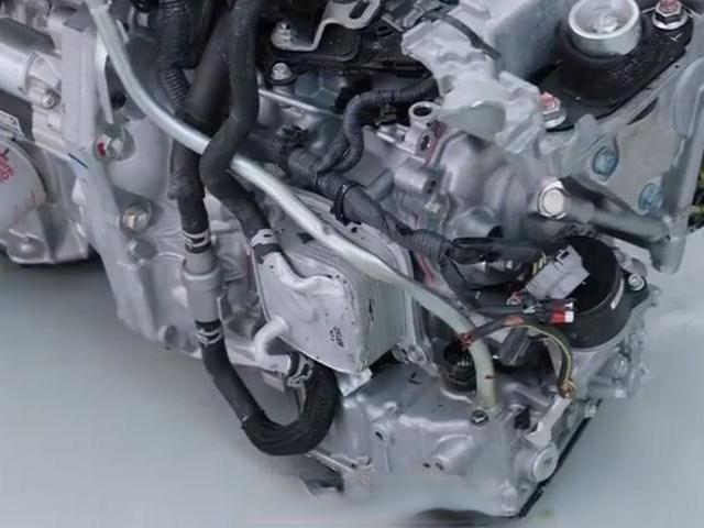 拆开8万级家轿，朗逸轩逸用料差距惊人