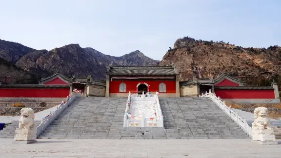 呼市大青山深处 一座480年黄教古寺的光阴