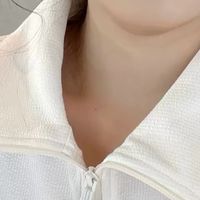 安踏遛弯套装：春日散步的“松弛感”装备