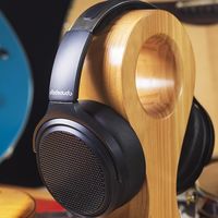 拨云见日般通透自然 飞傲翡声JT7平板耳机评测