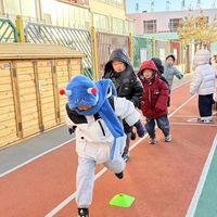 孩子排队半小时只玩十秒？4-5岁户外运动黄金方案，20分钟高效放电