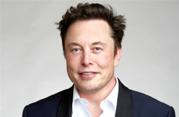 时代最令人失望者！加州州长怒批马斯克：亲手将美国电车王冠让给了中国