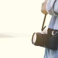 相机存储卡选购指南：如何绕过参数陷阱找到匹配卡槽的最优解