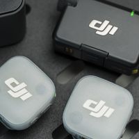 拒绝沉闷黑白！多彩壳随心换，DJI Mic Mini 2 开箱体验