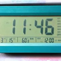 合飞铁皮机械闹钟评测：复古设计与机械功能的实用分析