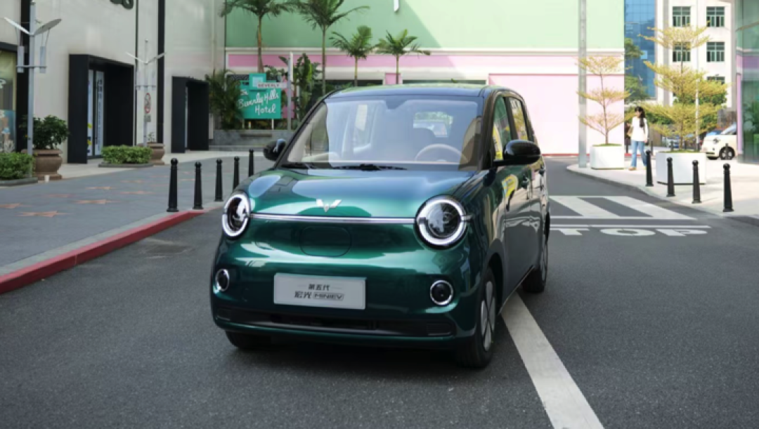 4.48 万元起！全新五菱宏光 MINI EV 变为四门四座，既实用，也体面