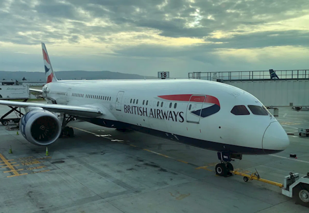 油价疯涨 英国航空拟推飞行员节油奖金：省油达标可获1%工资奖金