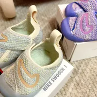 第1双学步鞋Nike宝宝勾√300内入