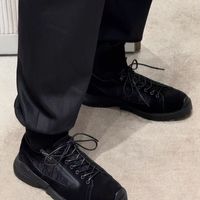 Dior Combat德比鞋：正式与休闲的平衡