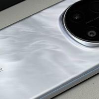 荣耀Magic7 Pro清仓甩卖，512GB跌至“地板价”，捡漏良机别错过