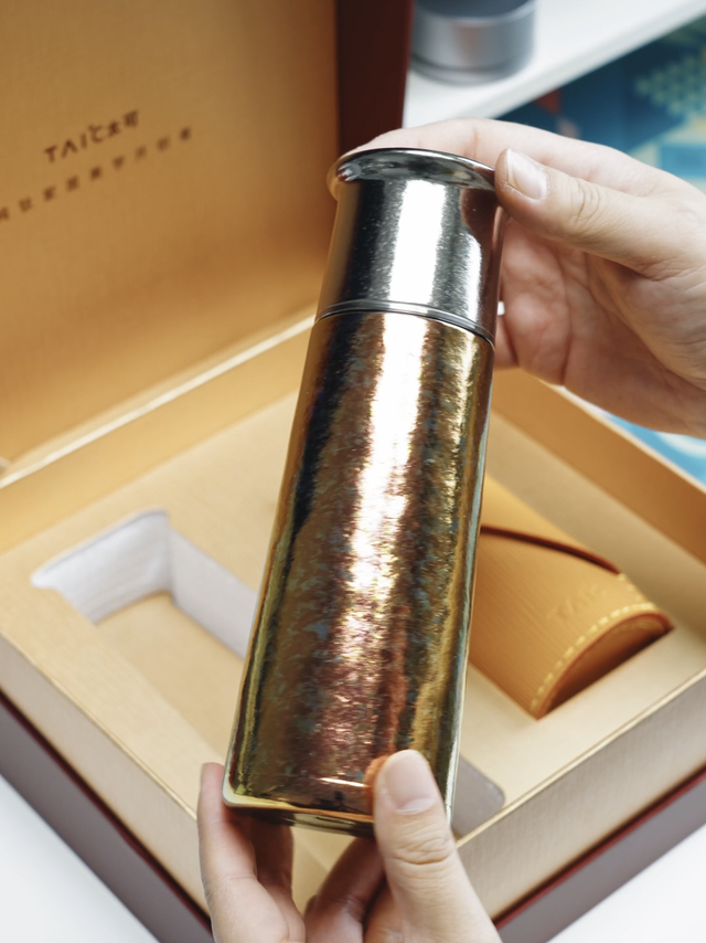 开箱1000元的喝水杯 是智商税还是情绪价值