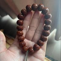 中年玩家佩戴文玩手串的三个关键准则