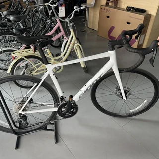 捷安特tcr-slr和瑞豹新款super sport