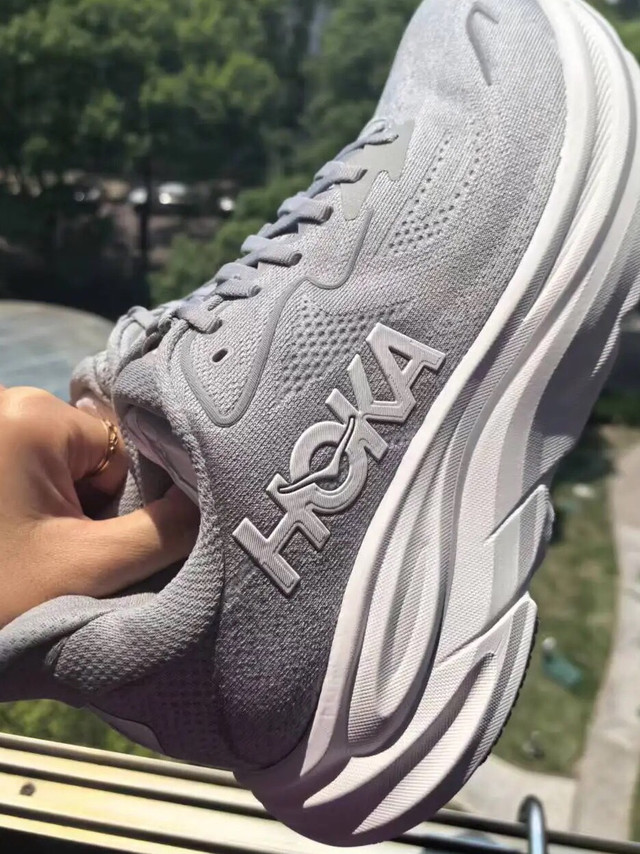 大体重缓震实测｜HOKA Clifton 10