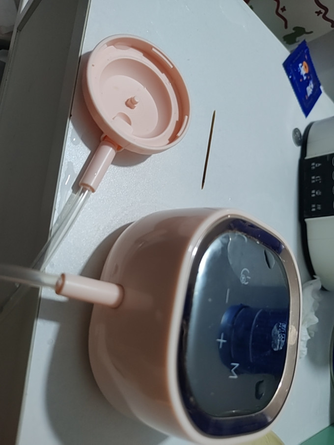 新贝吸奶器
