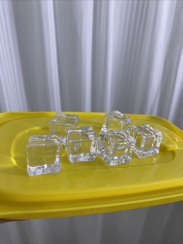 又买摄影道具｜3.99元包邮18mm仿真冰块开箱