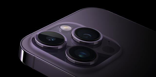 2026年二手手机抄底指南：这三类机型闭眼入，其余全是坑