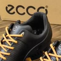 宽脚星人别再买错！ECCO真正舒服的不是大经典，而是这款纪念款
