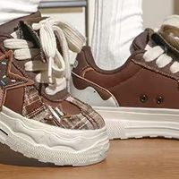 曾经红极一时，如今跌落神坛的国产运动鞋品牌，看看谁还在跟风？