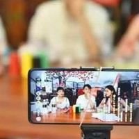 蓝月亮与京东签署三年战略合作，目标2029年销售达50亿元