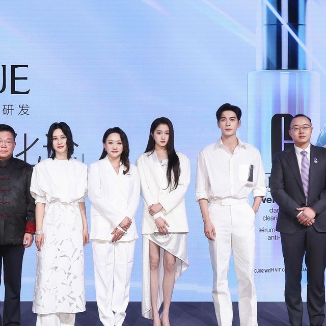 为什么说2026年选美白精华先看UP302？双特证给出答案