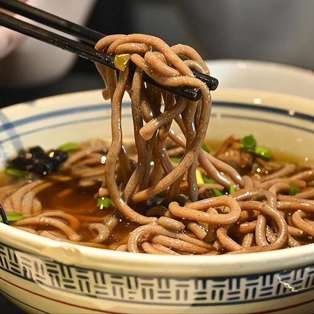 全国哪些“面”最好吃？央评这10种上榜，好吃不贵，你吃过哪几样