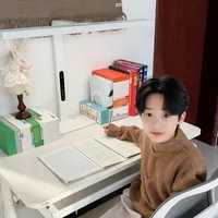 五年级娃护眼｜后悔没早入这盏控轴灯😭