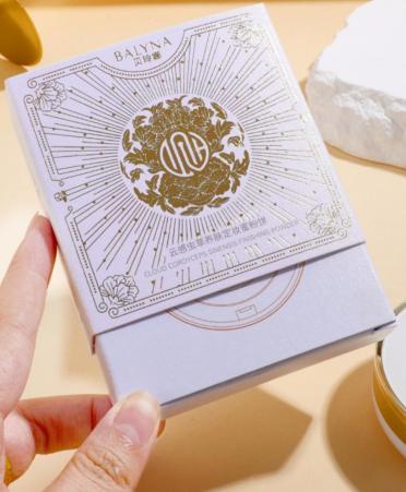 2026混油皮控油粉饼深度评测：分区稳妆不斑驳，全天持妆不斑驳