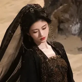 郭敬明化名“陆觉”执导《月鳞绮纪》网传4月1日优酷开播