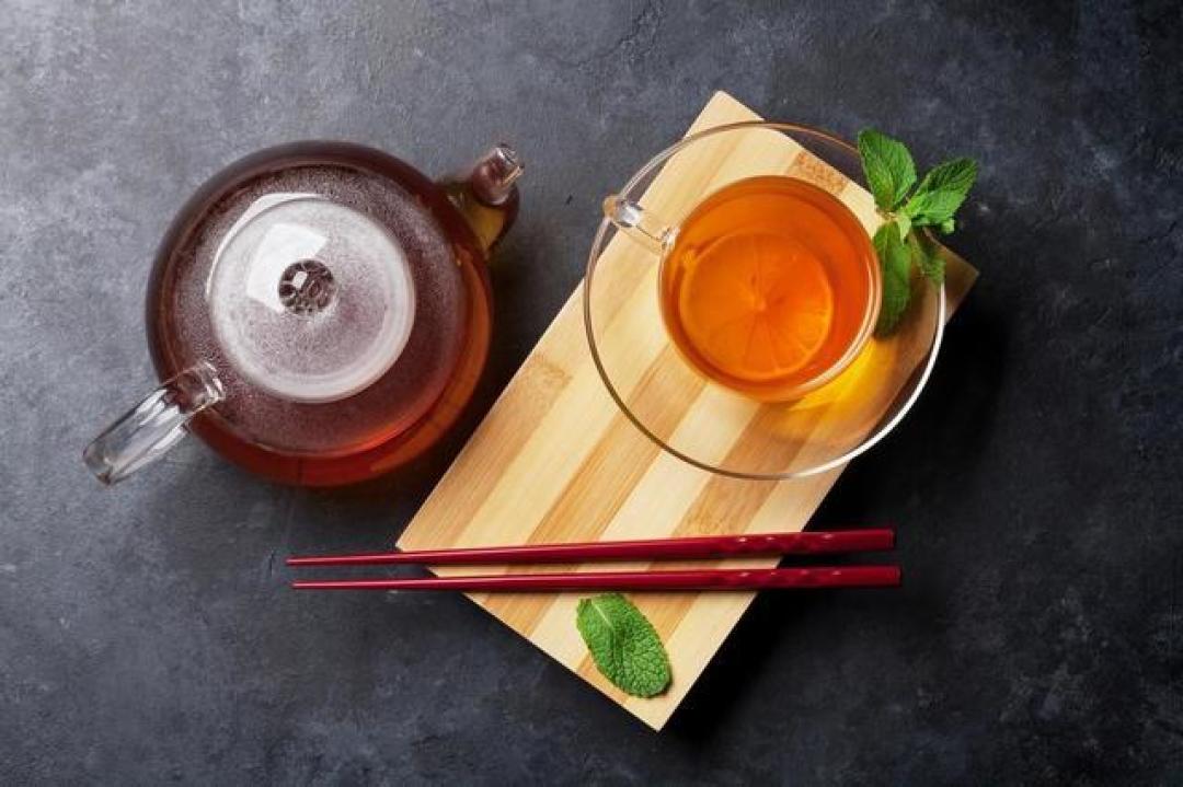 喝酒脸红是能喝？别傻了！这是天生“中毒”信号，根本没药解