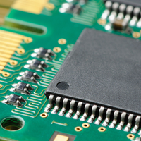 断崖式暴跌！内存市场一夜入冬：从 “电子茅台” 到踩踏出货