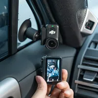 通勤挤地铁别碰Pocket 3，夜跑党慎选Go 3：三款热门拇指相机的真实使用边界