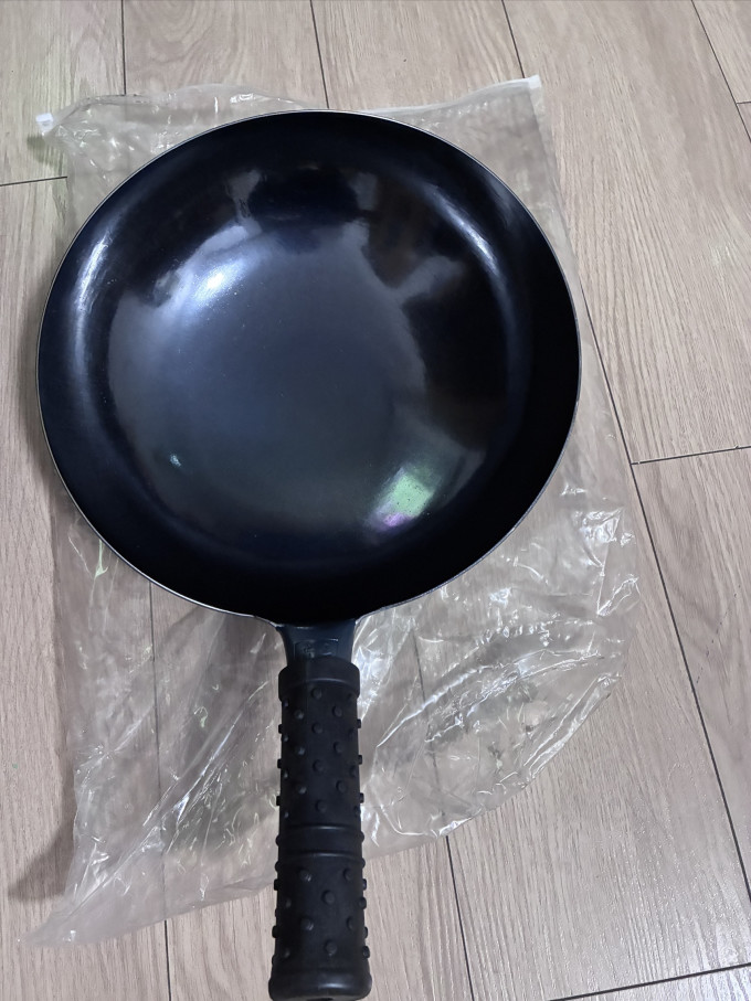 章丘铁锅炒锅