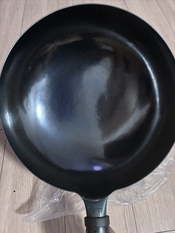 章丘铁锅炒锅