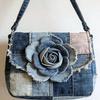 旧牛仔别扔！拼贴一朵花，改出绝美百搭包包