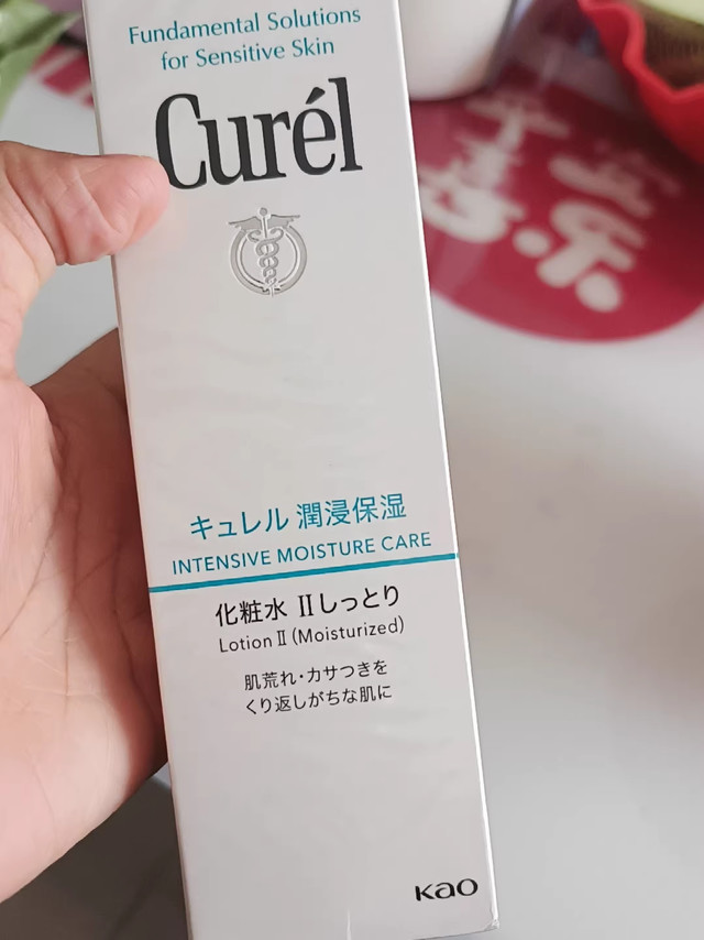 珂润润浸保湿化妆水:春日焕新,肌肤如沐春雨的温柔呵护