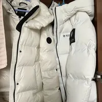 轻松拿捏波司登羽绒服清洗方法