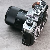 永诺50mm F1.8是入门神器还是廉价替代？2000+用户观点大PK