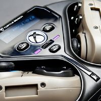 翻转设计的xbox授权手柄？到底什么样?乌龟海岸刺客PIVOT手柄!